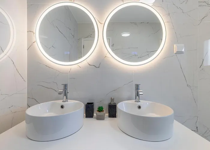 Luna Do Mar - Luxury With Jacuzzi Apartament