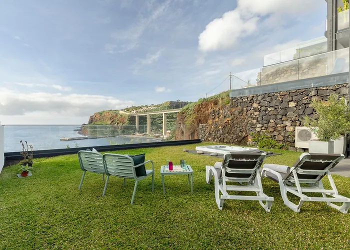 Luna Do Mar - Luxury With Jacuzzi Apartament